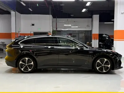 Nio ET5T