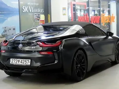 BMW i8