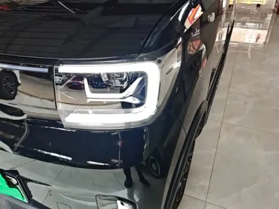 Wuling MINIEV