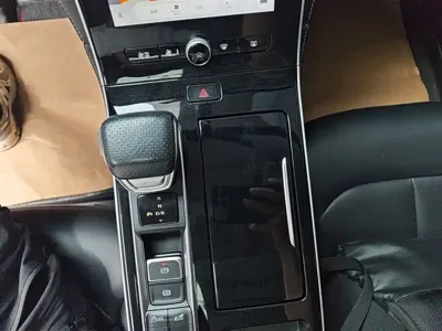 Roewe i6 Max