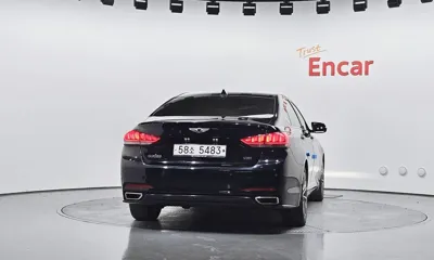 Hyundai Genesis