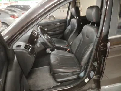 Dongfeng Fengon 370