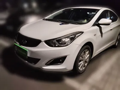 Hyundai Elantra (5th Generation