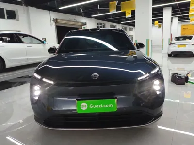 Nio EC6