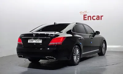 Hyundai Equus