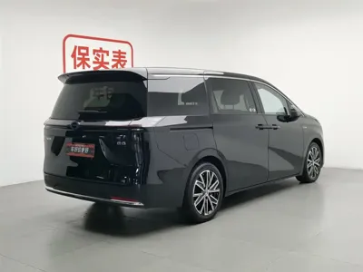 GAC Motor 传祺E8 PHEV