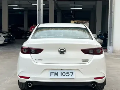 Mazda 3 Axela