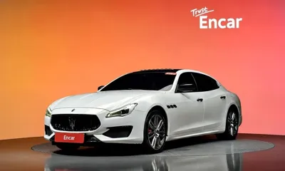 Maserati Quattroporte