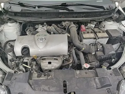 Toyota Yaris L