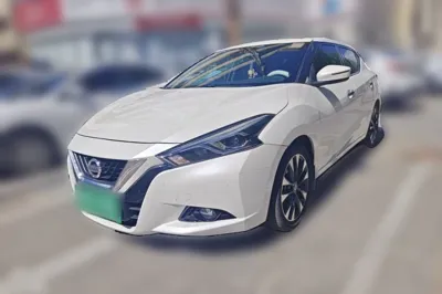 Nissan Lannia