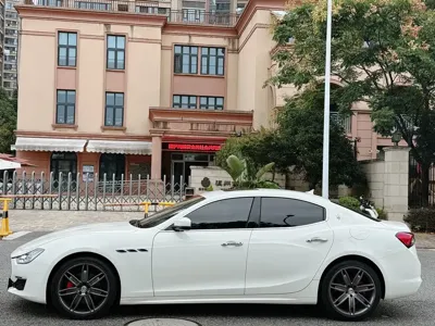 Maserati Ghibli