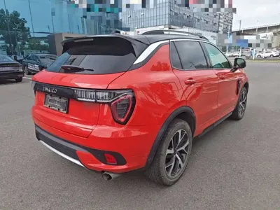 Lynk & Co 01