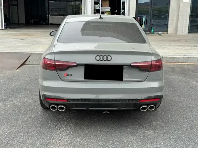 Audi S4