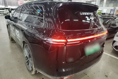Leapmotor C16