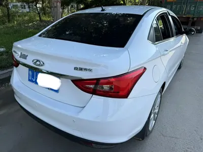 Chery Arrizo 5