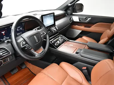 Lincoln Navigator