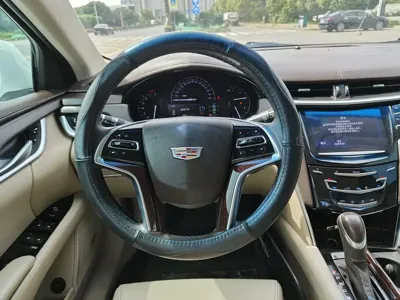 Cadillac XTS