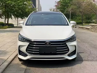 BYD MAX