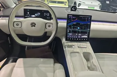 Nio ET7