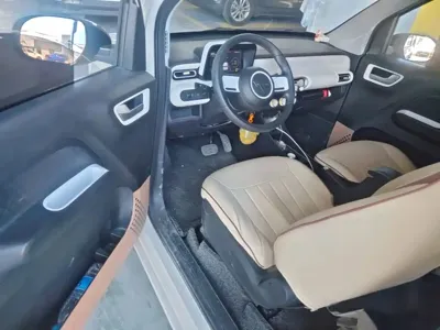 Wuling MINIEV
