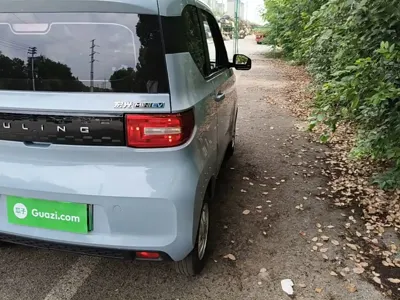 Wuling MINIEV