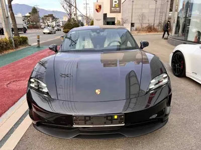 Porsche Taycan