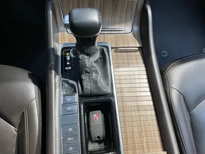 Roewe RX8