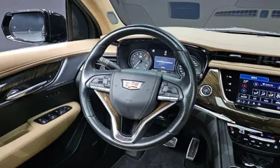 Cadillac XT6