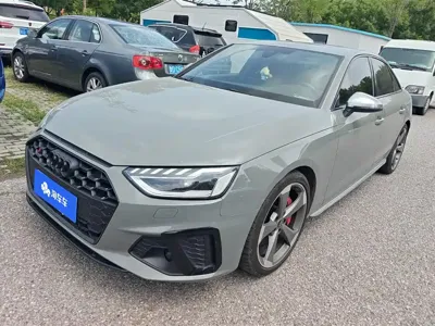 Audi S4