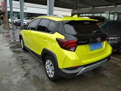 Toyota Yaris L