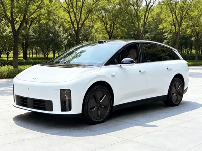 Li Auto 理想i6