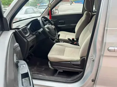 Wuling Hongguang V
