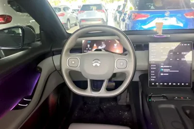 Nio ET5