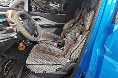 Baojun E200