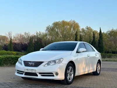 Toyota Reiz