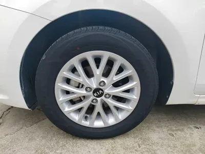 Kia K2