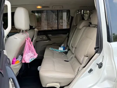 Mitsubishi Pajero (Import)