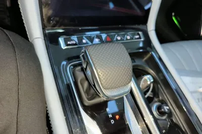 Hongqi H5 PHEV