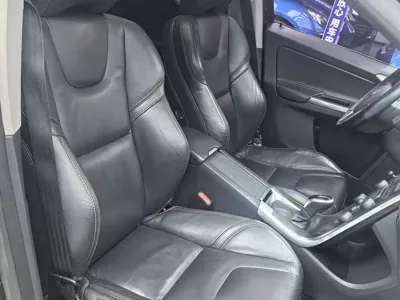 Volvo XC60 (Import)