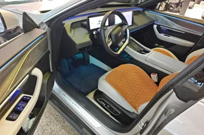 Xpeng P7