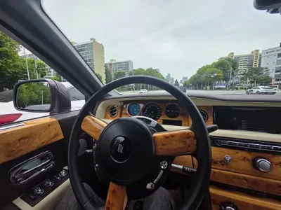 Rolls-Royce Phantom