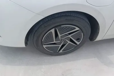 Roewe D6
