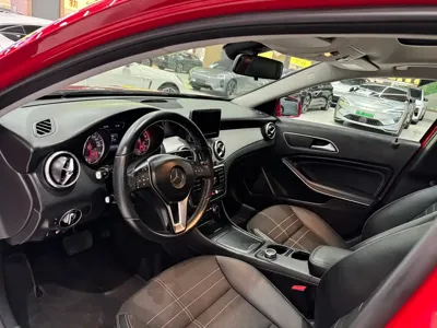 Mercedes-Benz GLA (Import)