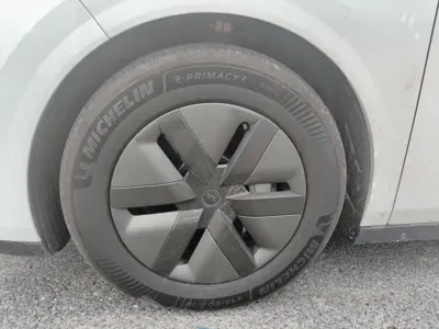 Li Auto Li MEGA