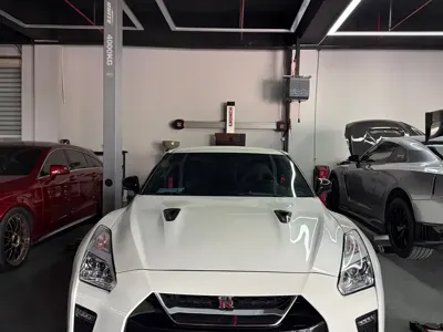 Nissan GT-R