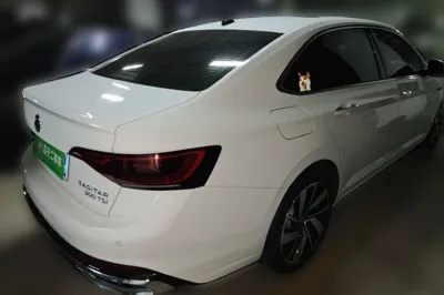 Volkswagen Sagitar