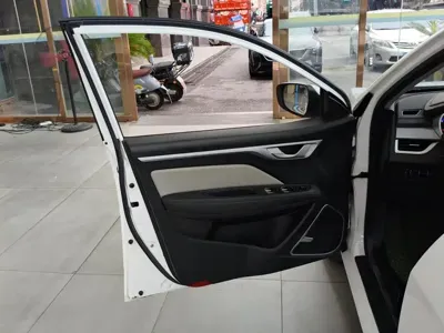Geely Vision