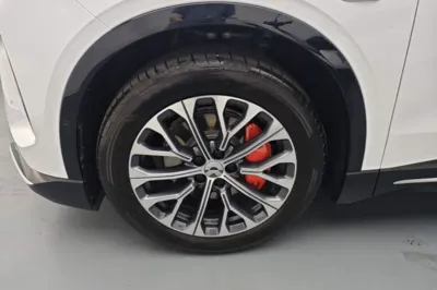Nio EC6