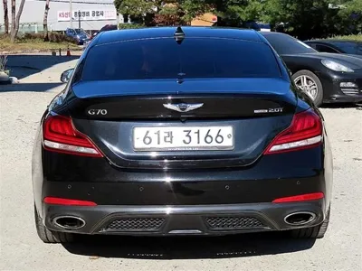 Genesis G70