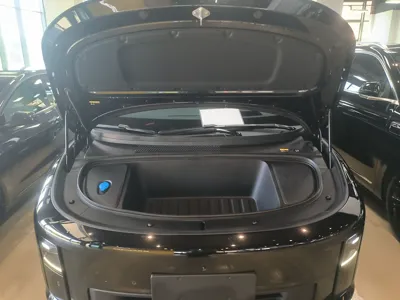 Li Auto i6